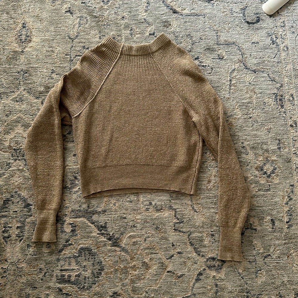 Free People XS beige chunky sweater